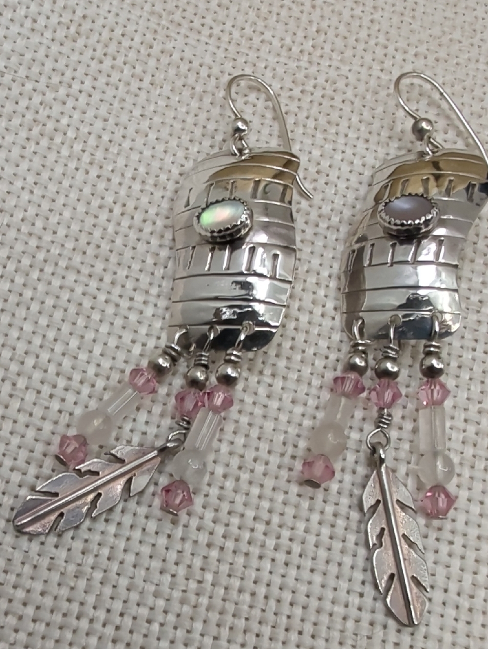 925 Sterling Silver Southwestern Feather Dangle Earrings Pink Crystal Cabochon